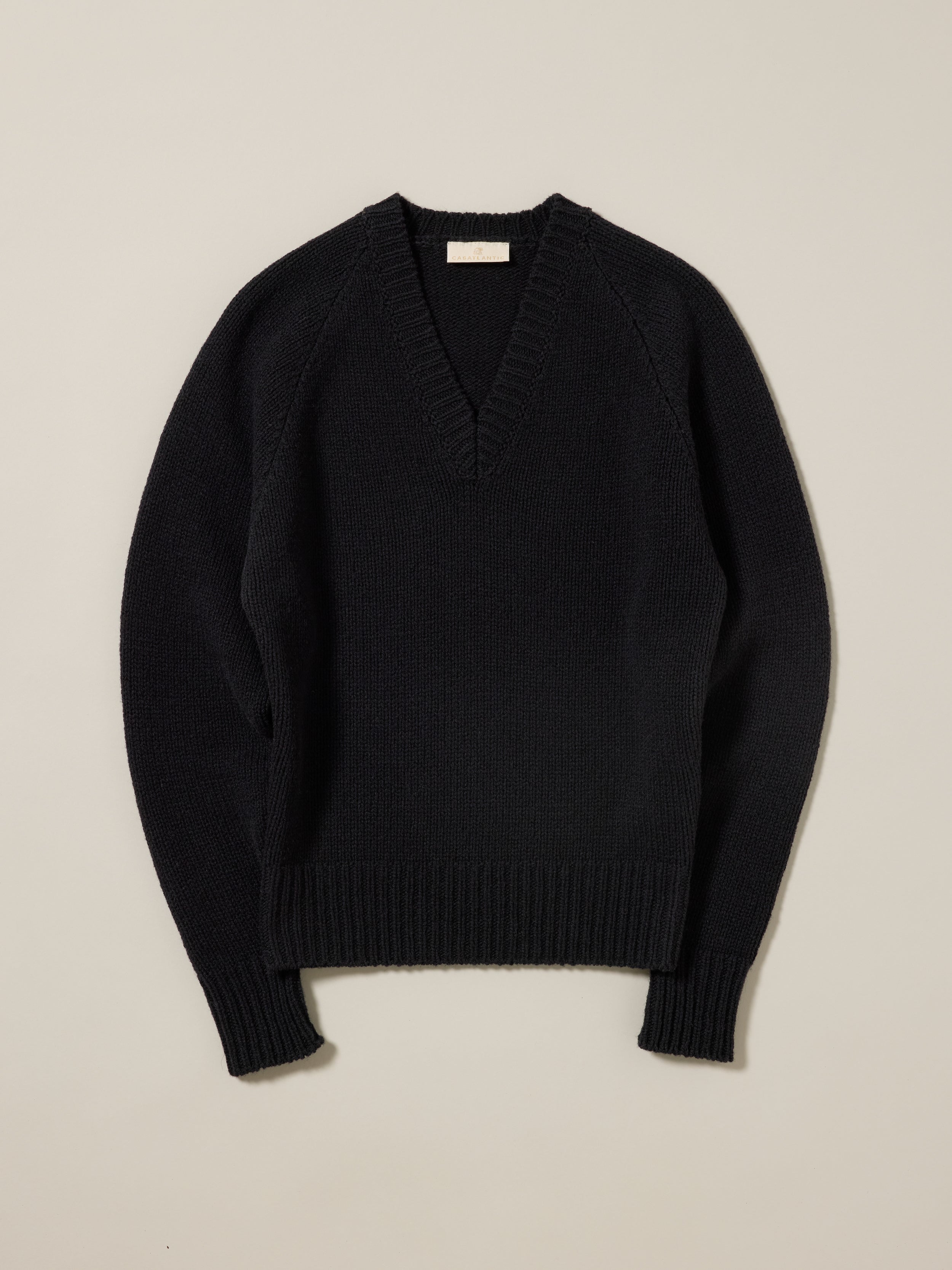 Meknès | Black V-Neck Wool Knit